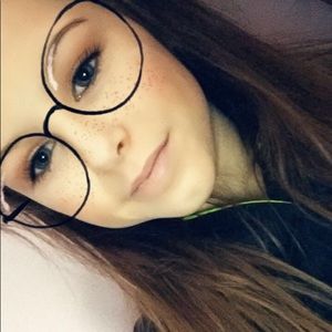 Meet your Posher, Joanna